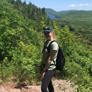 Meet your Posher, Lottie